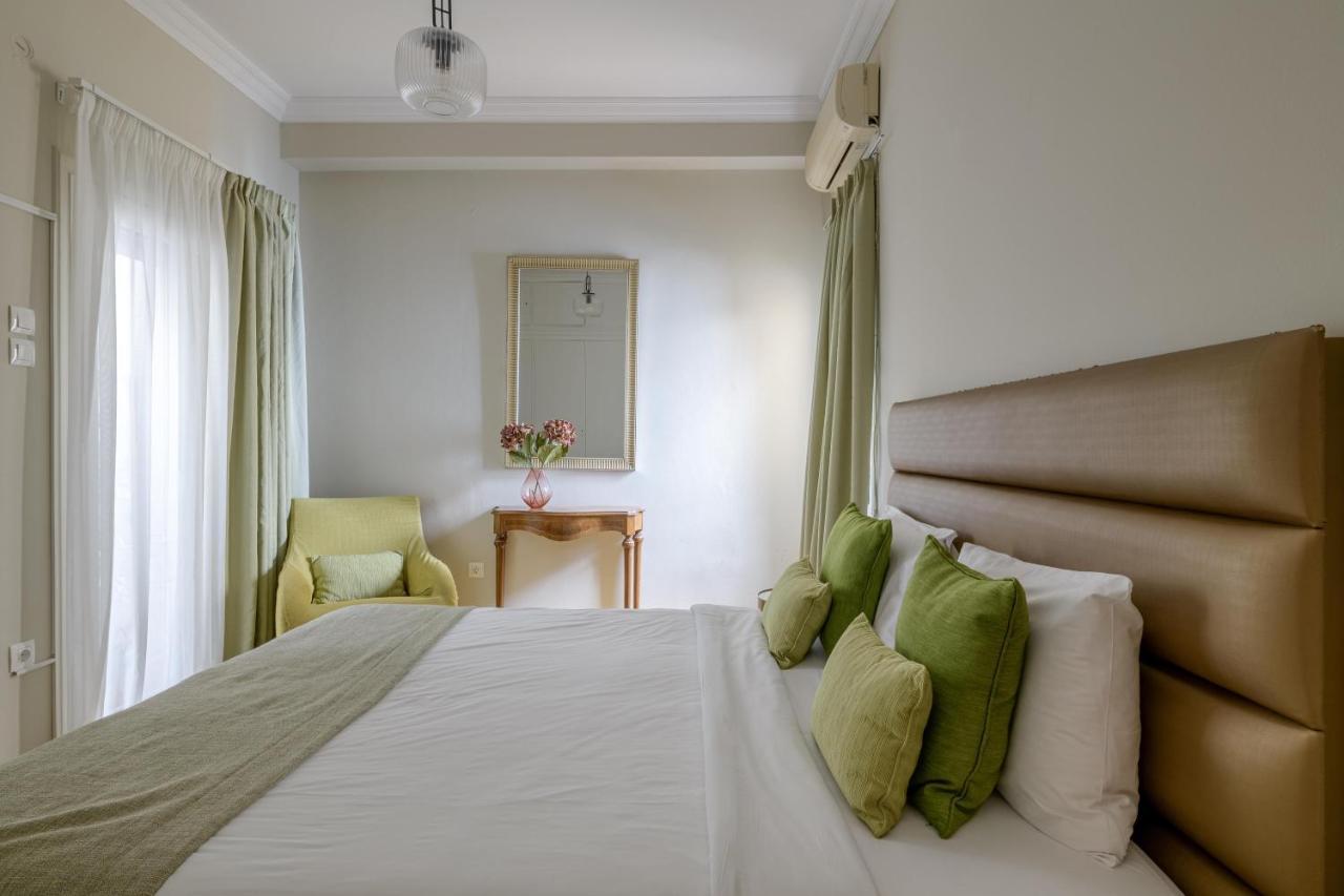 Aura Homes, Classic Apartment In Central Афины Экстерьер фото